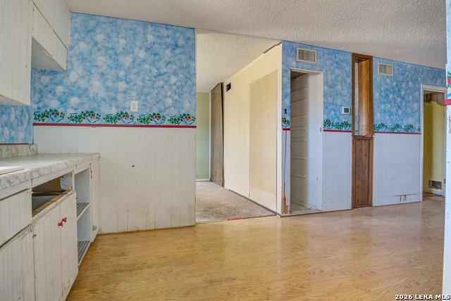 430 Lanier Property Photo 11