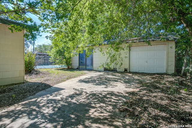 430 Lanier Property Photo 21