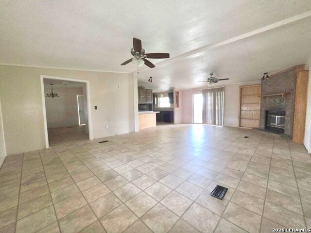 635 E Ditto Rd Property Photo 4