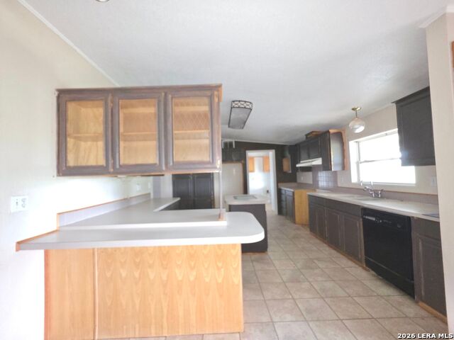 635 E Ditto Rd Property Photo 6