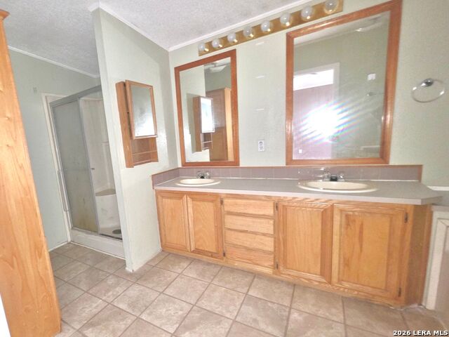 635 E Ditto Rd Property Photo 11