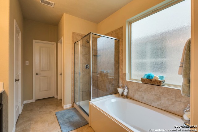 517 Saddle Back Trl Property Photo 15