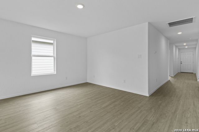 3307 Glacier Blf Property Photo 7