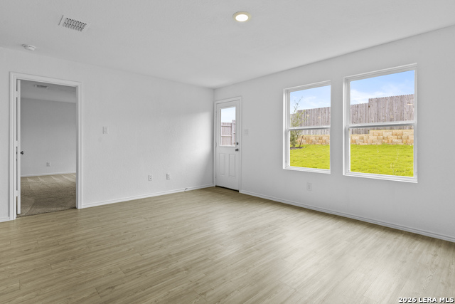 3307 Glacier Blf Property Photo 10