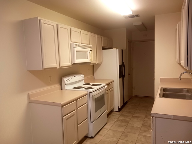 7719 Rustic Park Property Photo 4