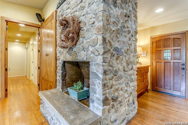 17118 Sugar Crest Dr Property Photo 3