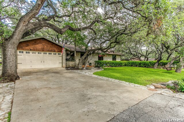 17118 Sugar Crest Dr Property Photo 12