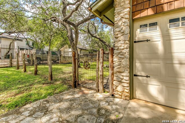 17118 Sugar Crest Dr Property Photo 26