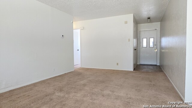 3043 Timber View Property Photo 4