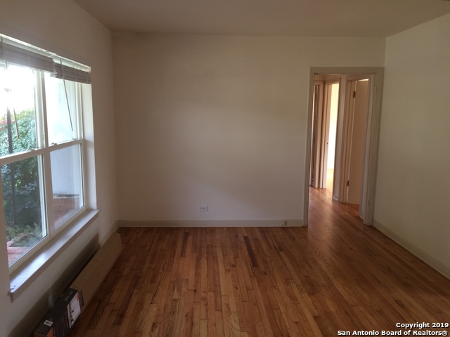 1204 Wiltshire Ave Property Photo 5