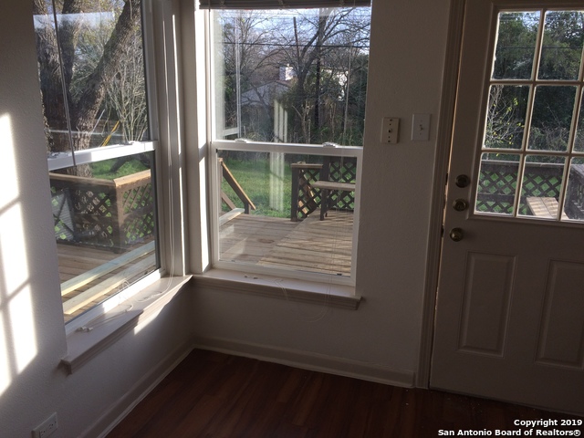 1204 Wiltshire Ave Property Photo 7