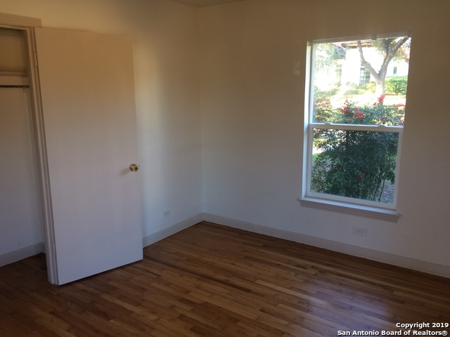 1204 Wiltshire Ave Property Photo 12