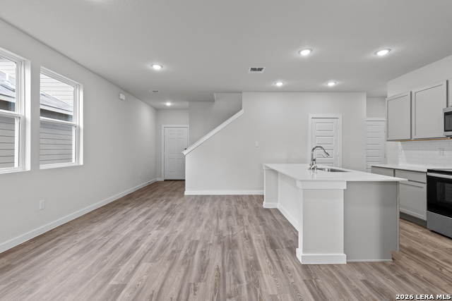 4314 Hobbiton Way Property Photo 8