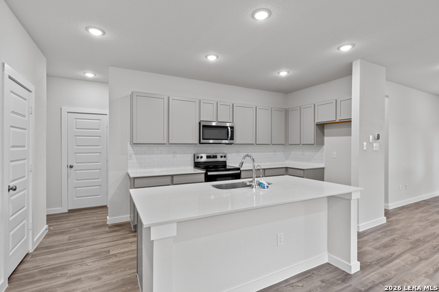 4314 Hobbiton Way Property Photo 10