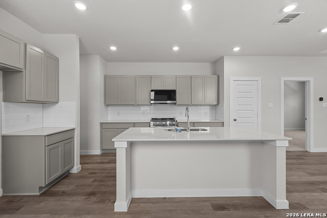 12407 Spike Heights Property Photo 5