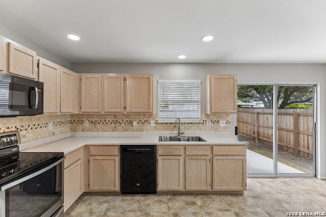 8927 Interlachen Property Photo 26