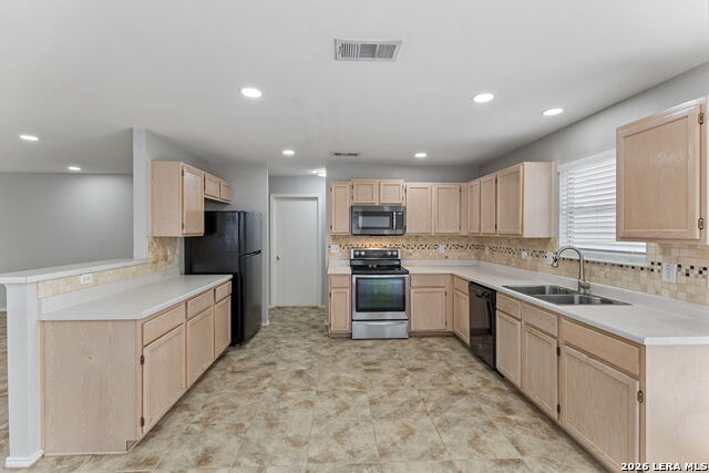 8927 Interlachen Property Photo 28