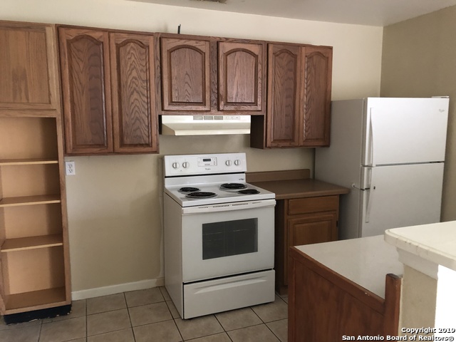 7543 Windsor Oaks Property Photo 3