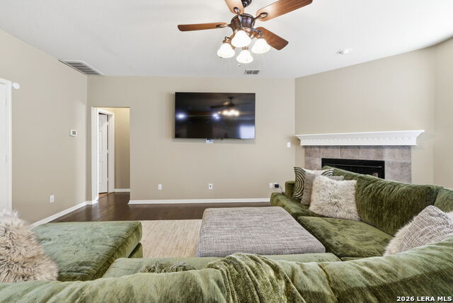 209 Summit View Property Photo 6