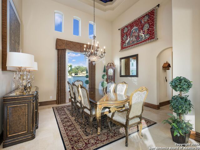 131 Champions Bend Property Photo 9