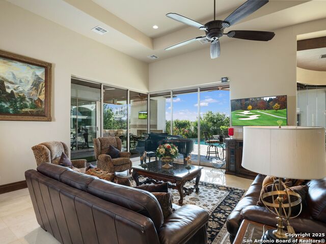 131 Champions Bend Property Photo 20