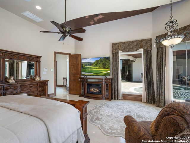 131 Champions Bend Property Photo 26
