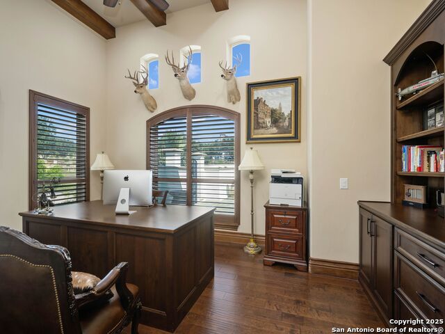 131 Champions Bend Property Photo 32