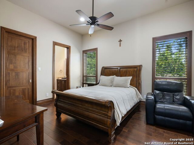 131 Champions Bend Property Photo 35