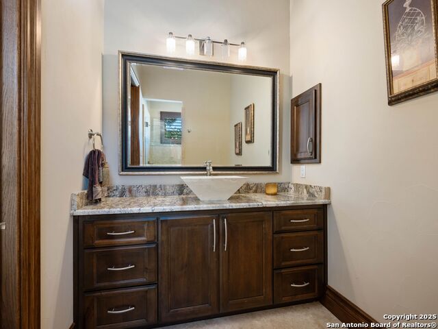 131 Champions Bend Property Photo 38