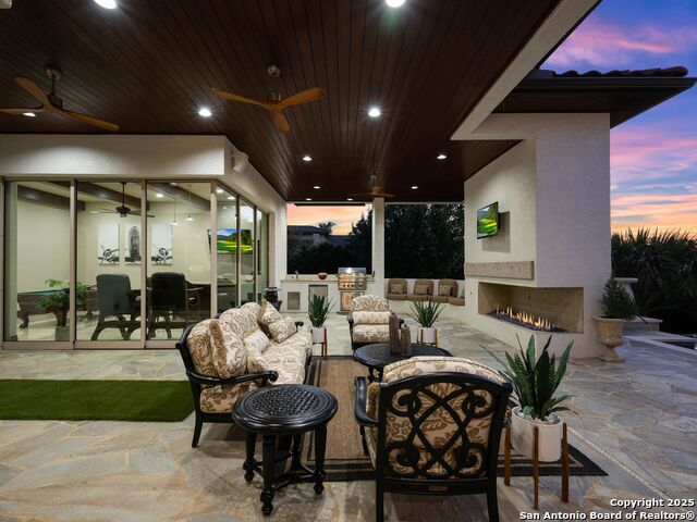 131 Champions Bend Property Photo 52