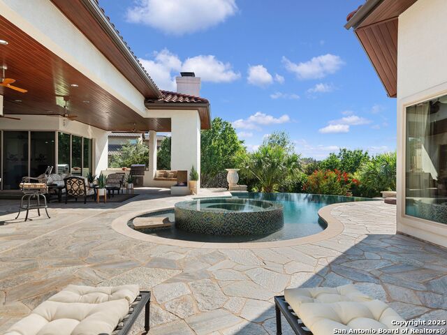 131 Champions Bend Property Photo 60