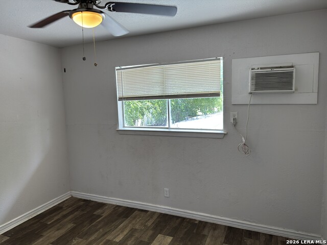 3614 Neer Property Photo 2