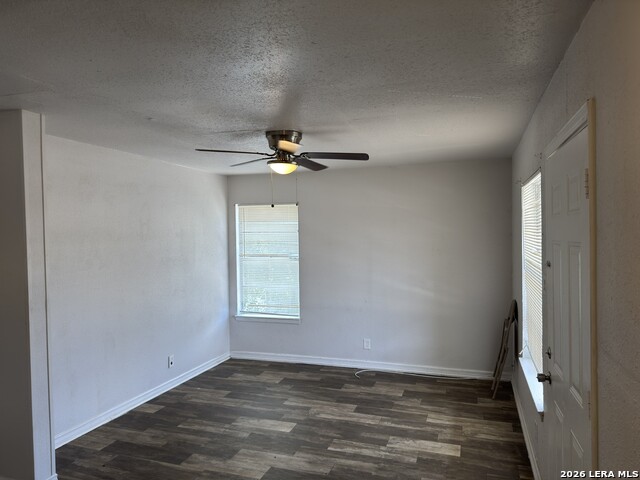 3614 Neer Property Photo 4