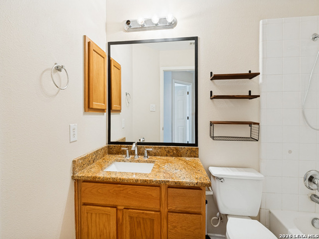 435 Abigail Property Photo 30