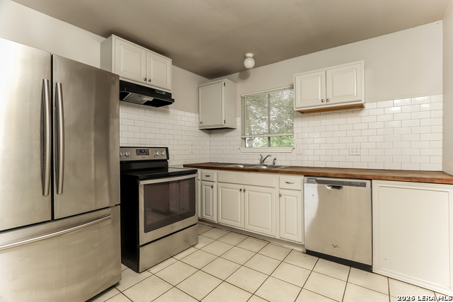 738 Sterling Drive Property Photo 4