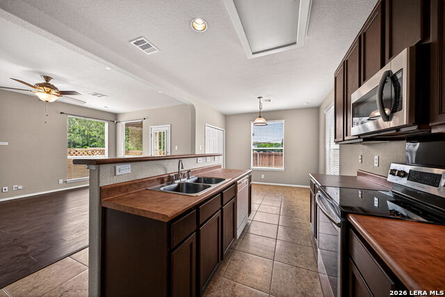 6706 Biscay Hbr Property Photo 35