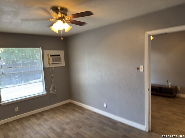 3614 Neer Property Photo 8