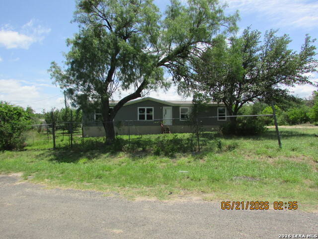 903 Cr 561 Property Photo 2