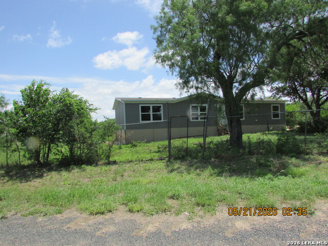 903 Cr 561 Property Photo 3