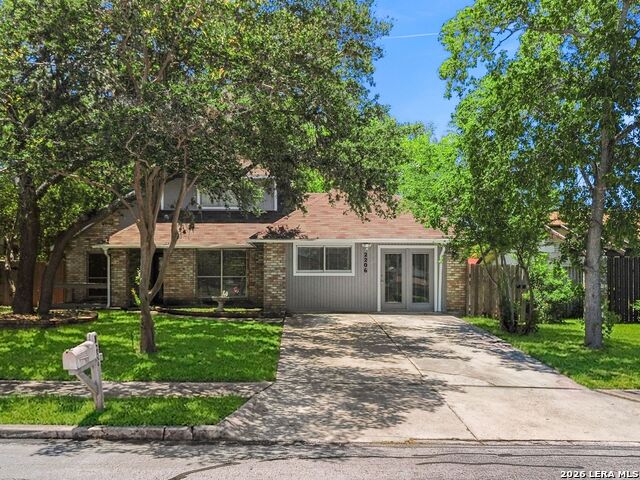 2206 Peach Blossom St Property Photo 5