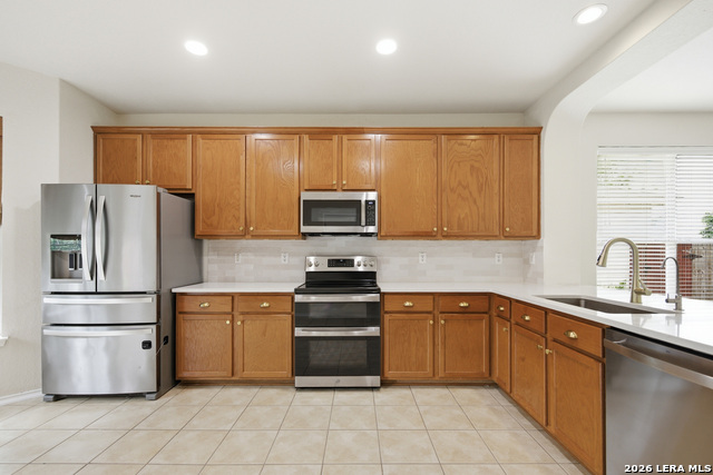 855 Avery Property Photo 7