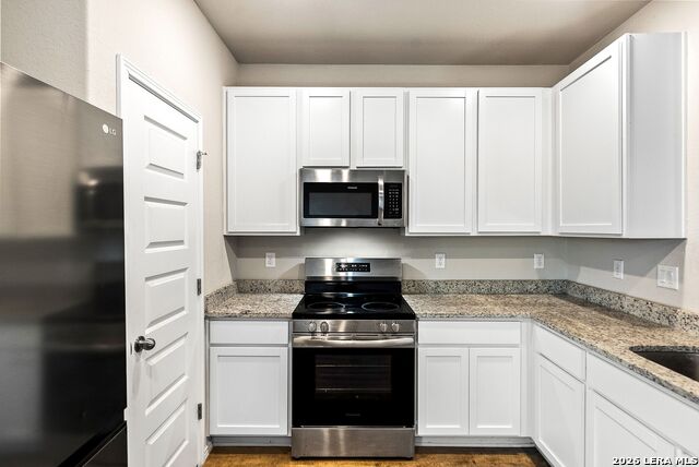7663 Stud Dr. Property Photo 10