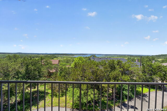 1729 Sorrel Creek Dr Property Photo 18