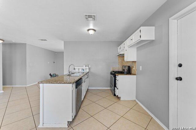 5035 Village Crest Property Photo 12