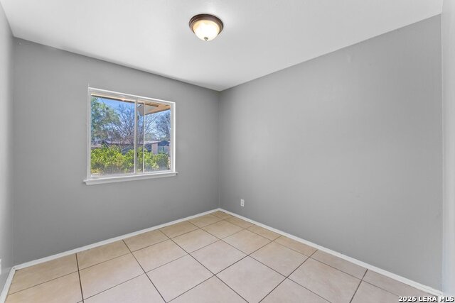 5035 Village Crest Property Photo 16
