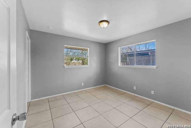 5035 Village Crest Property Photo 18