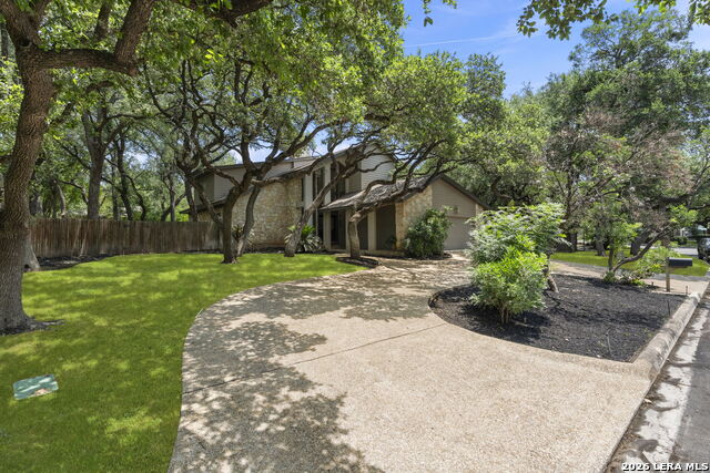 415 Woodway Forest Dr Property Photo 5
