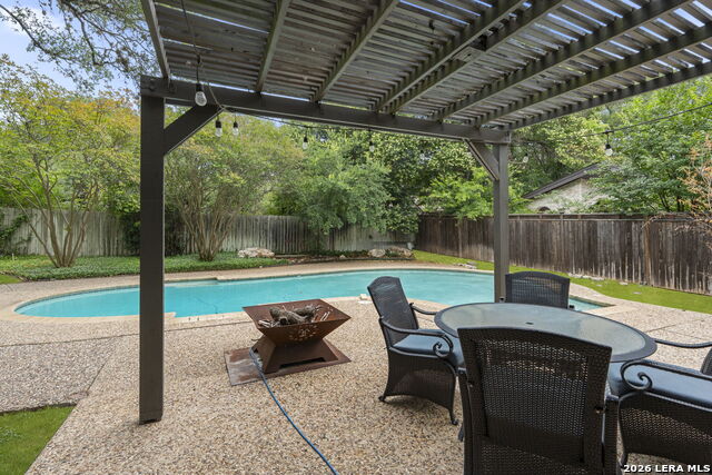 415 Woodway Forest Dr Property Photo 36