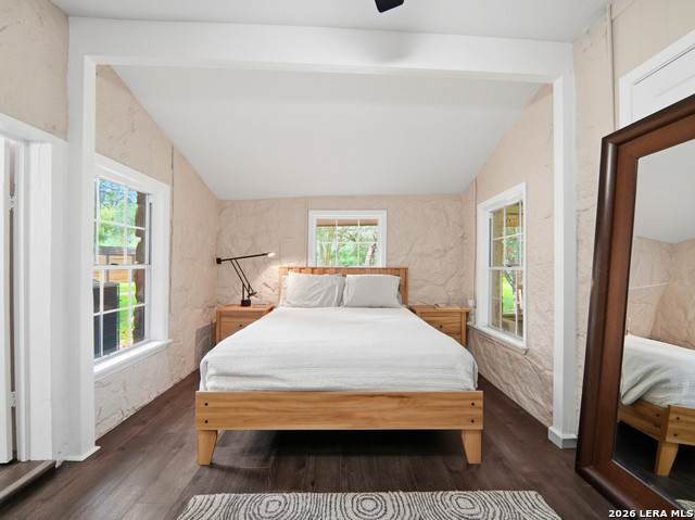 19214 Grey Forest Property Photo 26