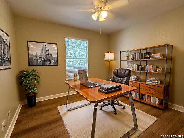 861 Barrel Pt Property Photo 13